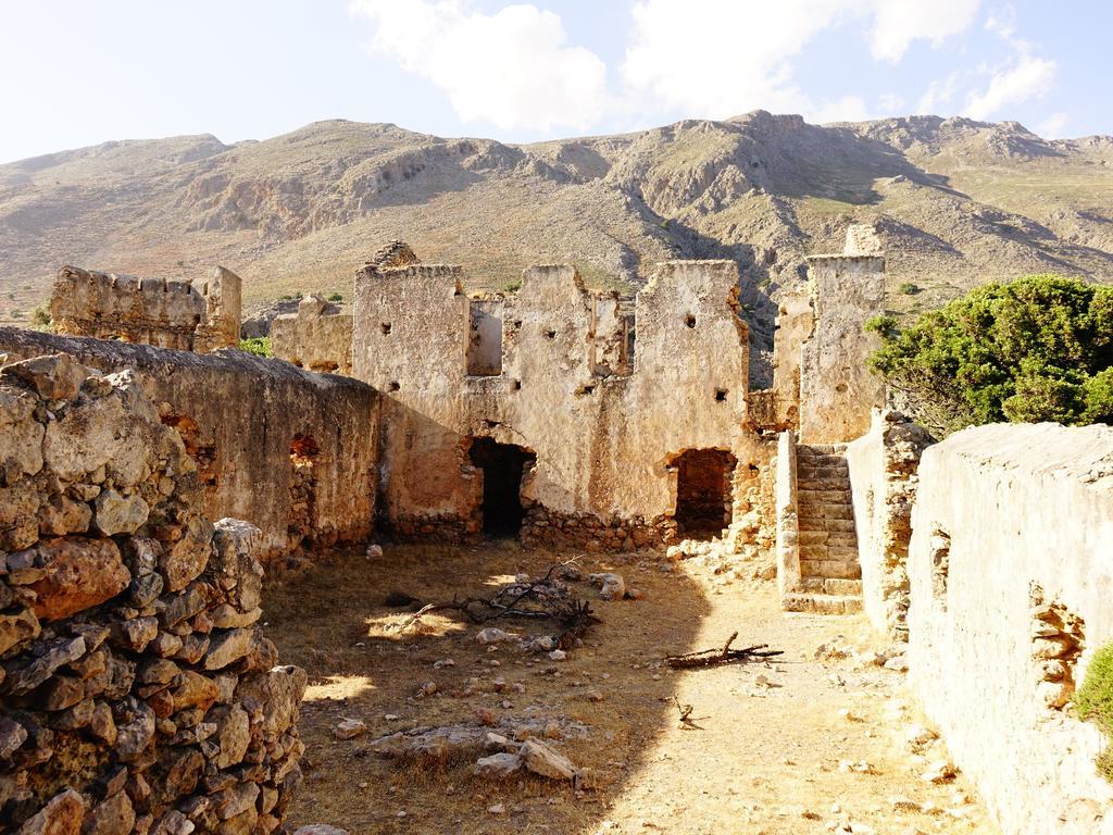 Paralia Guest House أجيا روميلي المظهر الخارجي الصورة