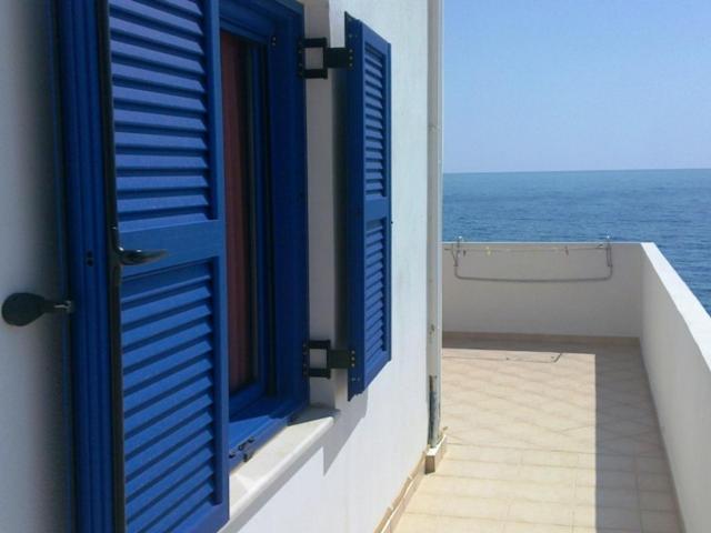 Paralia Guest House أجيا روميلي المظهر الخارجي الصورة