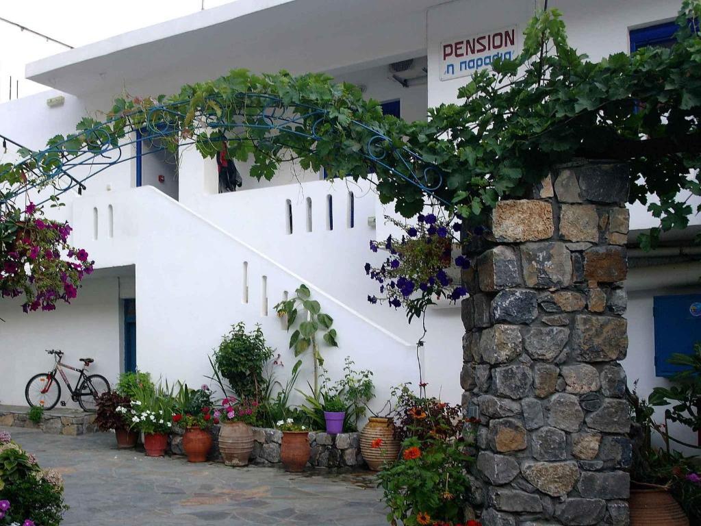 Paralia Guest House أجيا روميلي المظهر الخارجي الصورة