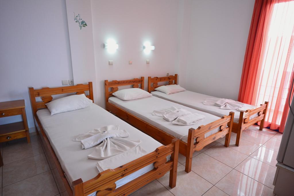 Paralia Guest House أجيا روميلي المظهر الخارجي الصورة