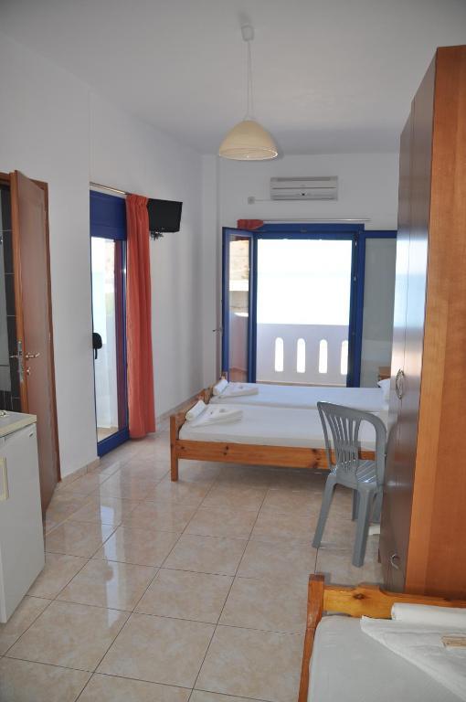 Paralia Guest House أجيا روميلي المظهر الخارجي الصورة